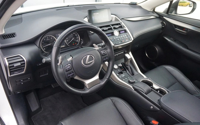 Lexus NX cena 113900 przebieg: 121500, rok produkcji 2016 z Kamień Pomorski małe 121